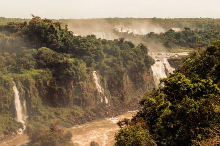 Petrobras paralisa perfuração na Foz do Amazonas após vazamento a 175 km do Amapá