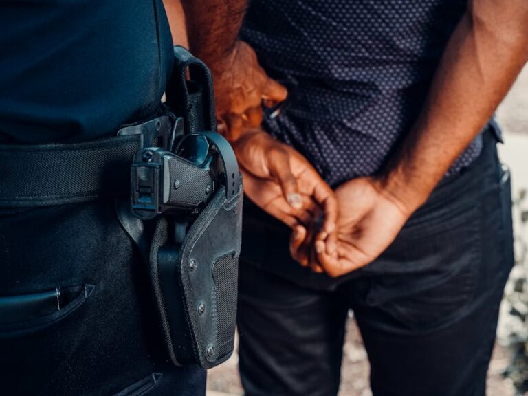 Suspeito é preso após manter mulher e filho em cárcere privado durante 4 meses no Amapá