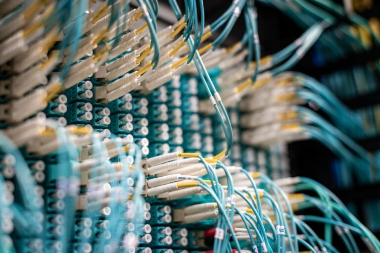 Infovia com 800 km de fibra óptica é entregue no Amapá