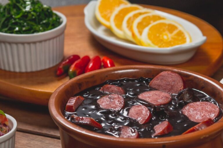 Péricles, domingueira e feijoada: veja as recomendações do g1 para o fim de semana em Macapá